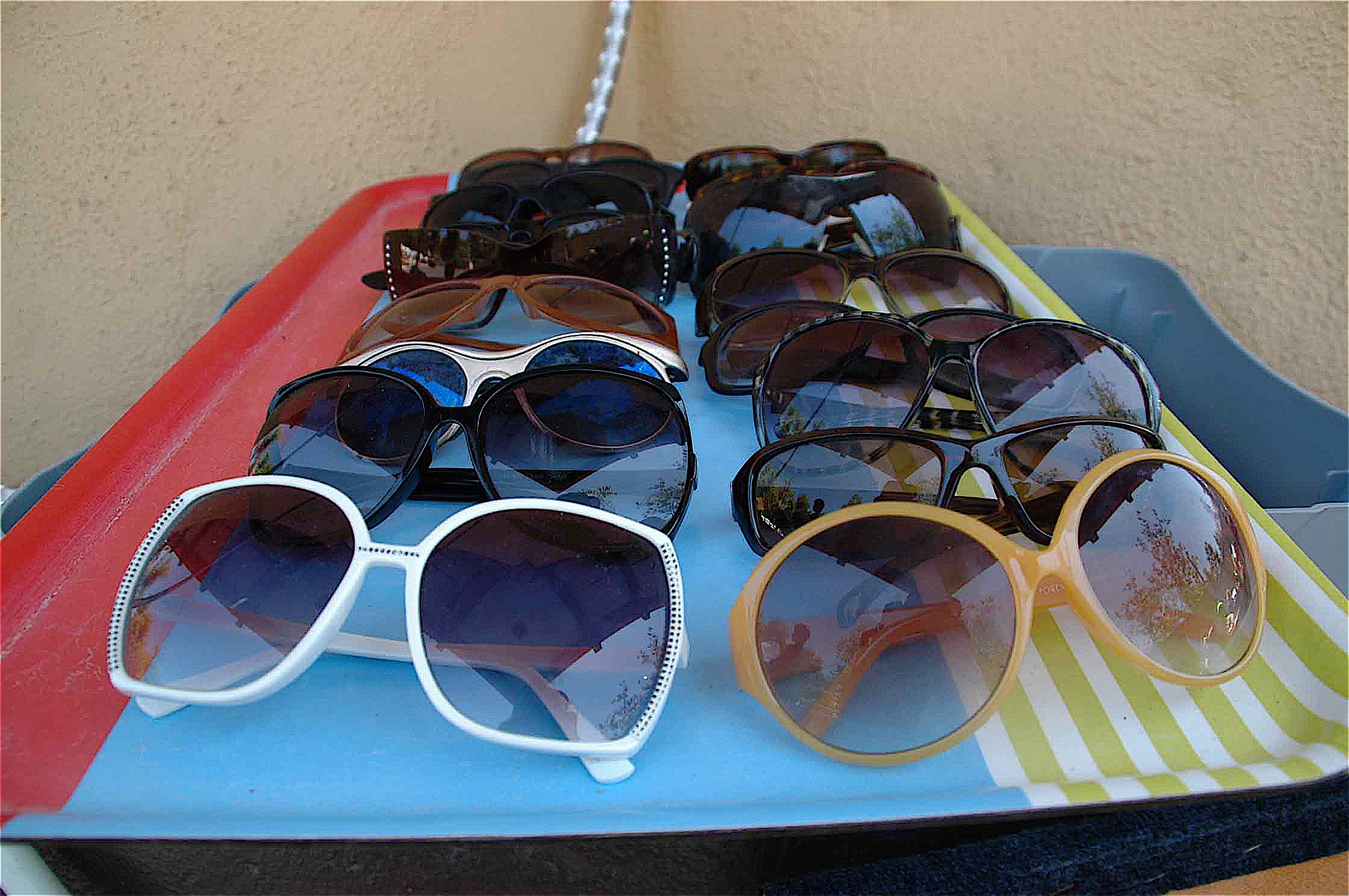 Sunglasses at the GIVE 2022 Sale