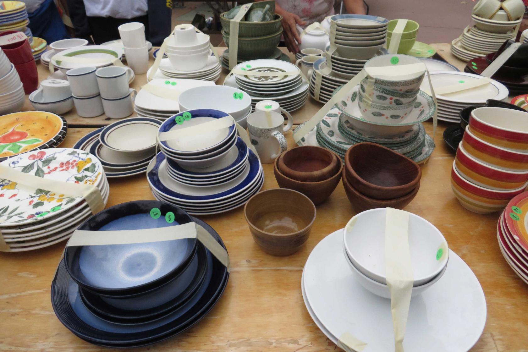 Dishware at the GIVE 2022 Sale