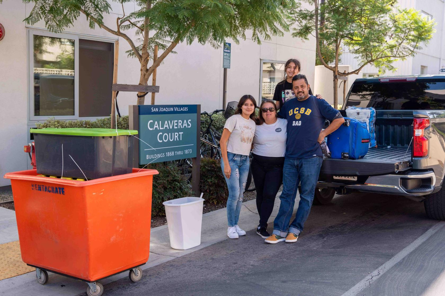 Gaucho Family at UCSB Move-in 2022