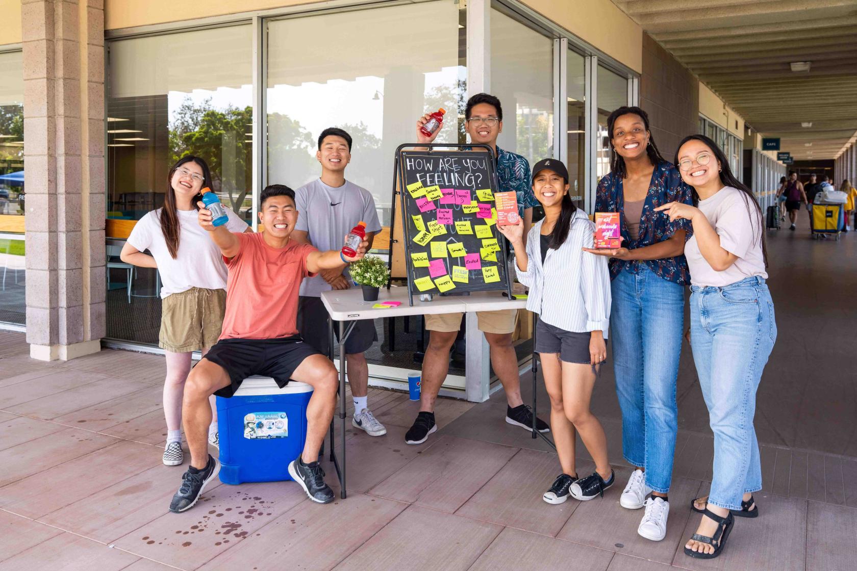 UCSB Students at Move-in 2022